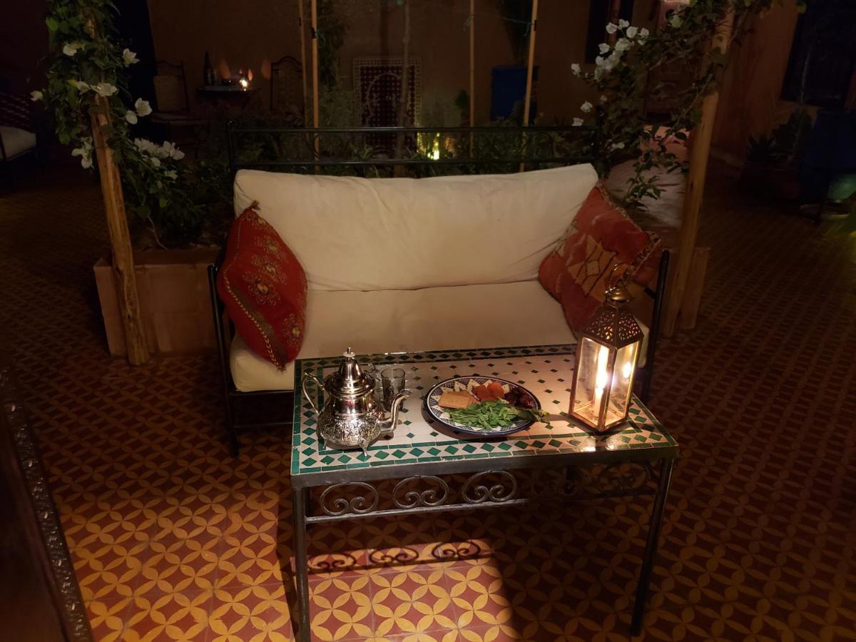 Riad Hanan Ouarzazate Buitenkant foto
